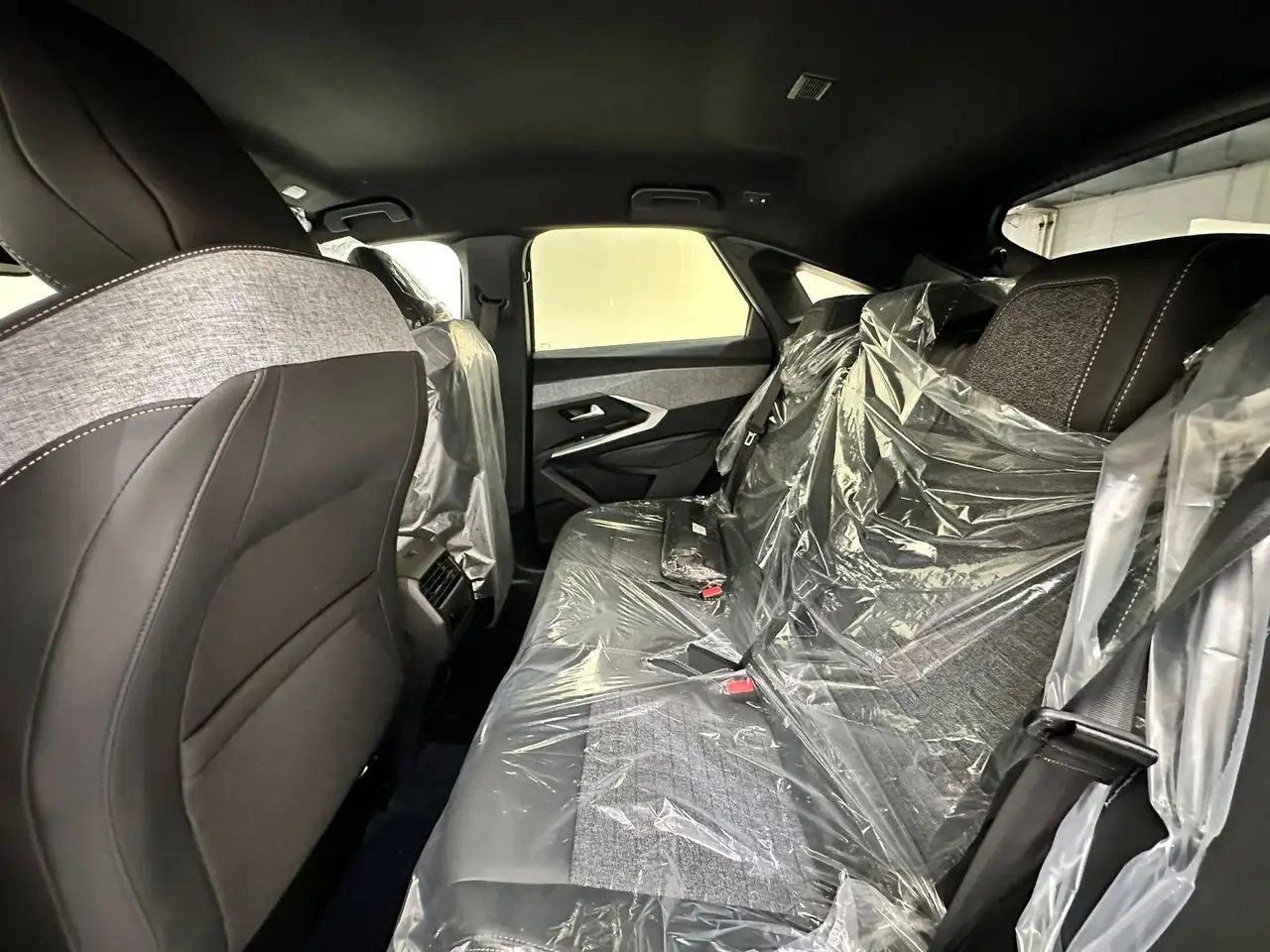 Peugeot 3008 Hybrid 145 Allure e-DCS 6 11