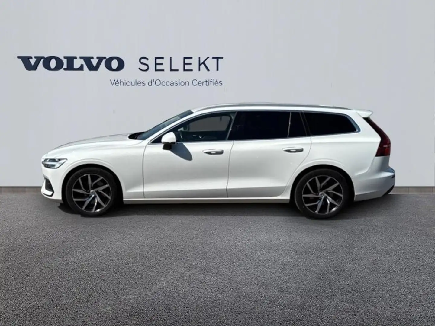 Volvo V60 D4 190ch AdBlue Business Executive Geartronic Blanc - 2