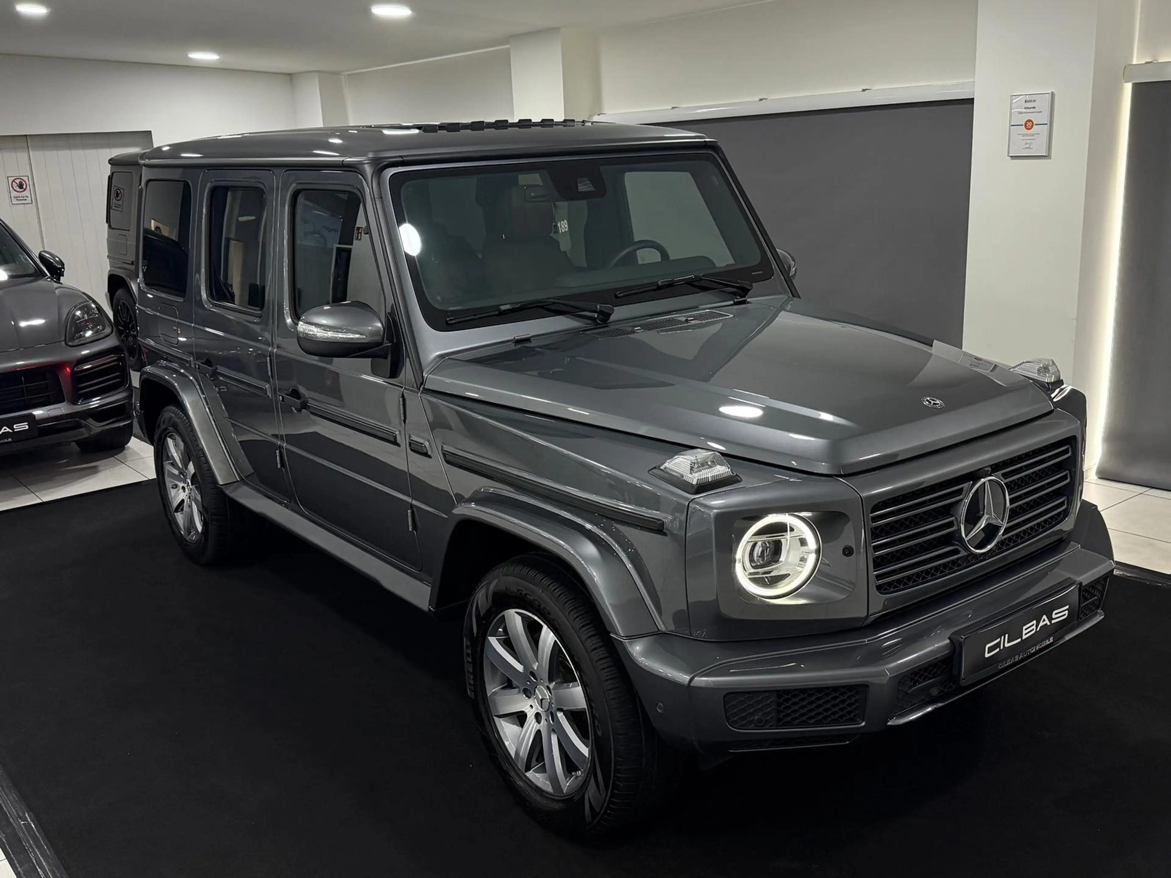 Mercedes-Benz G 350 d*DISTR.*AMBIENTE*GSD*MEMORY*LED*AHK*KAM* — photo 4