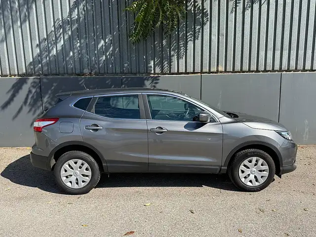 Nissan Qashqai view 5
