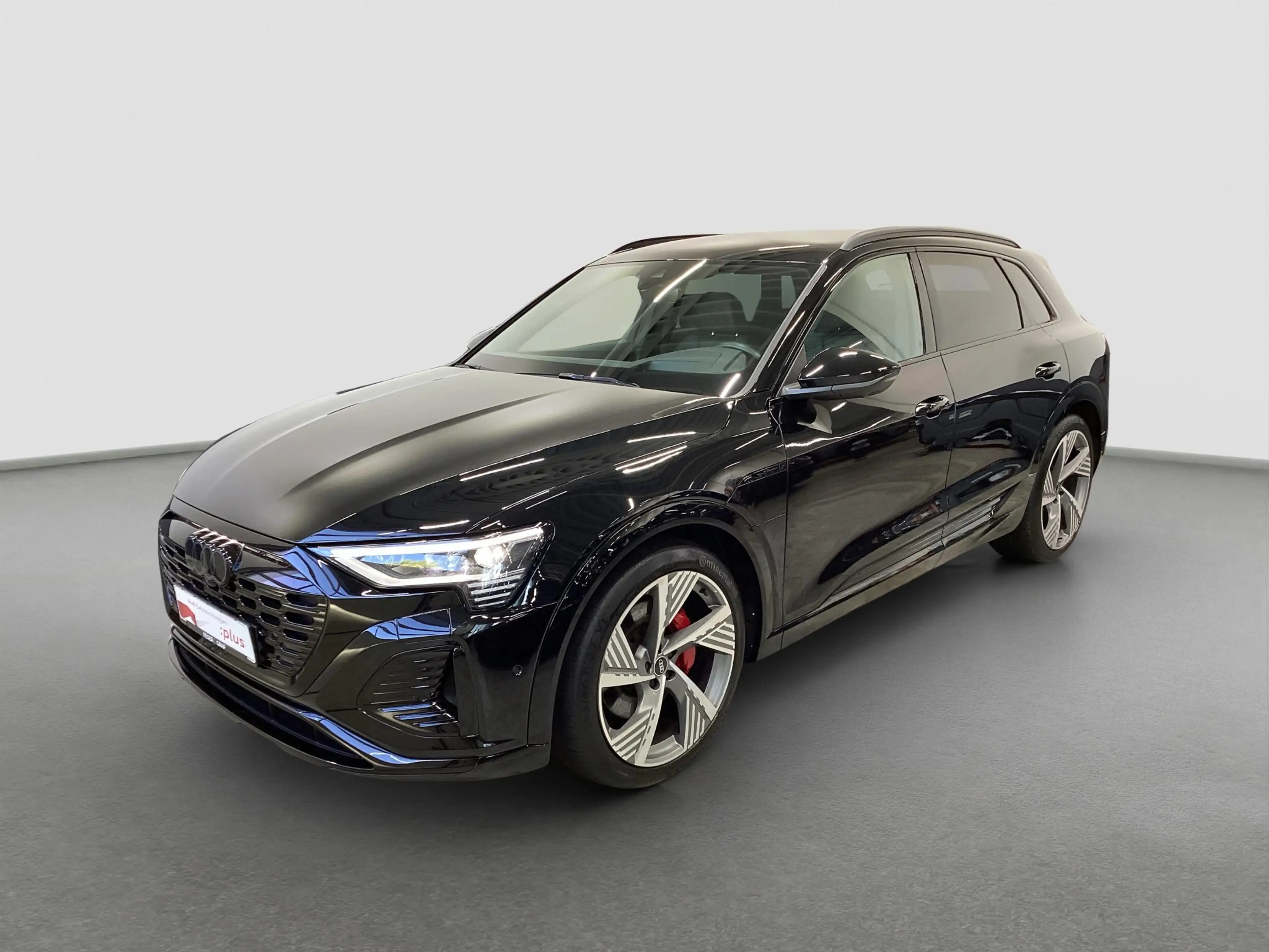 Audi Q8 e-tron S line 55 B&O HUD Keyless 360° ACC SHZ — photo 12