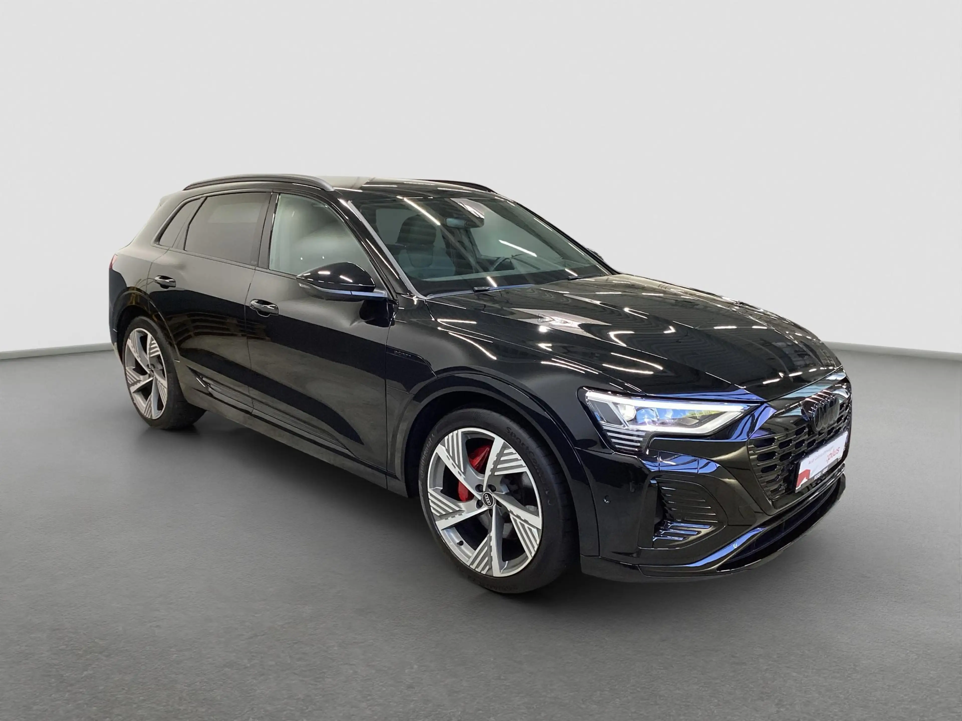 Audi Q8 e-tron S line 55 B&O HUD Keyless 360° ACC SHZ — photo 3