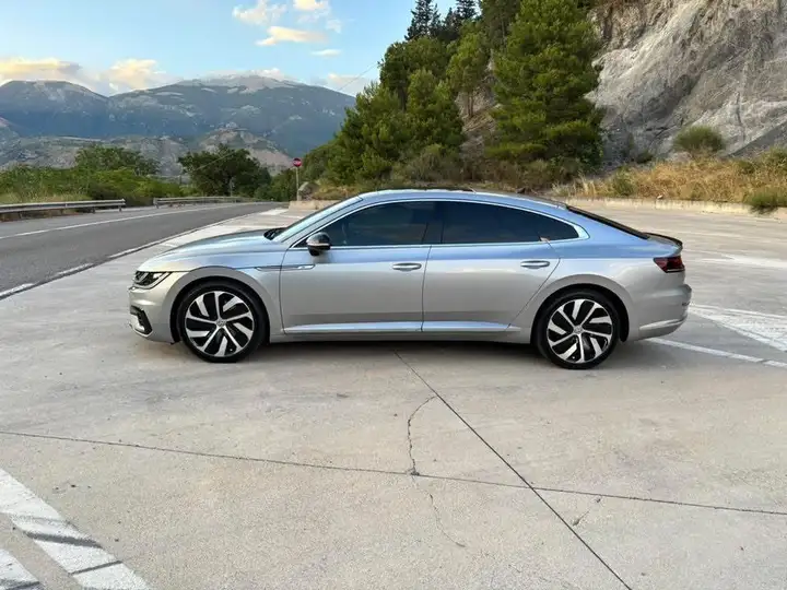 Volkswagen Arteon 2.0 TDI Bi-Turbo 240HP R-Line