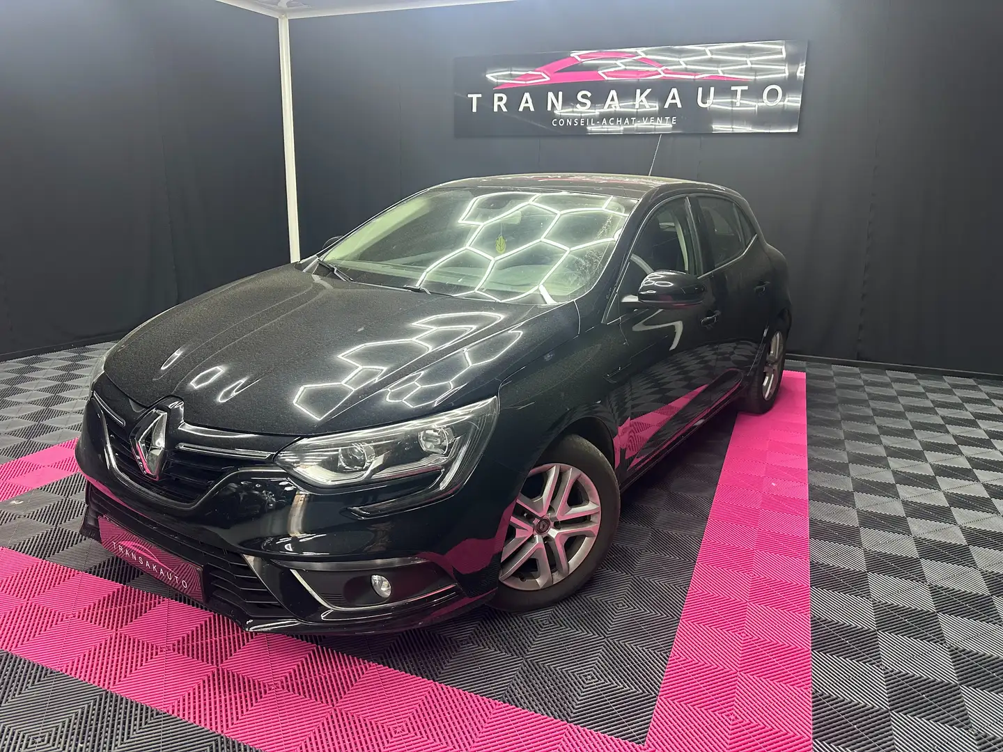 Renault Megane Megane 1.2 TCe Energy Life Zwart - 2