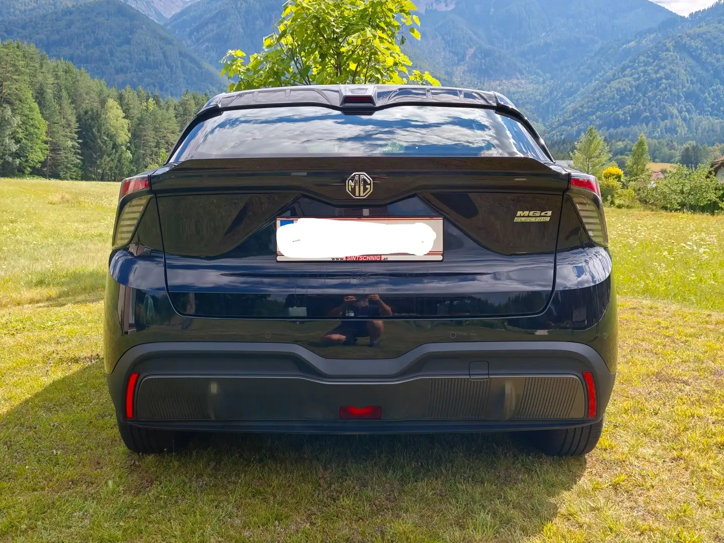 MG MG4 MG4 EV 51 kWh Standard Standard Schwarz - 2