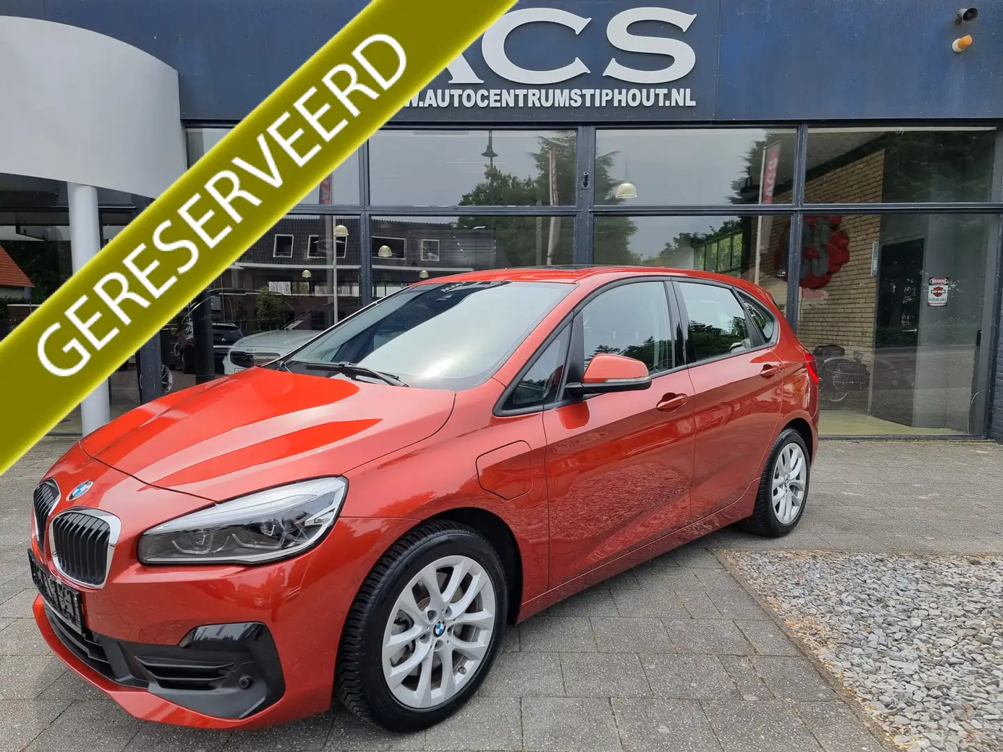 BMW 225 2-serie Active Tourer 225xe Executive Edition PHEV Červená - 1