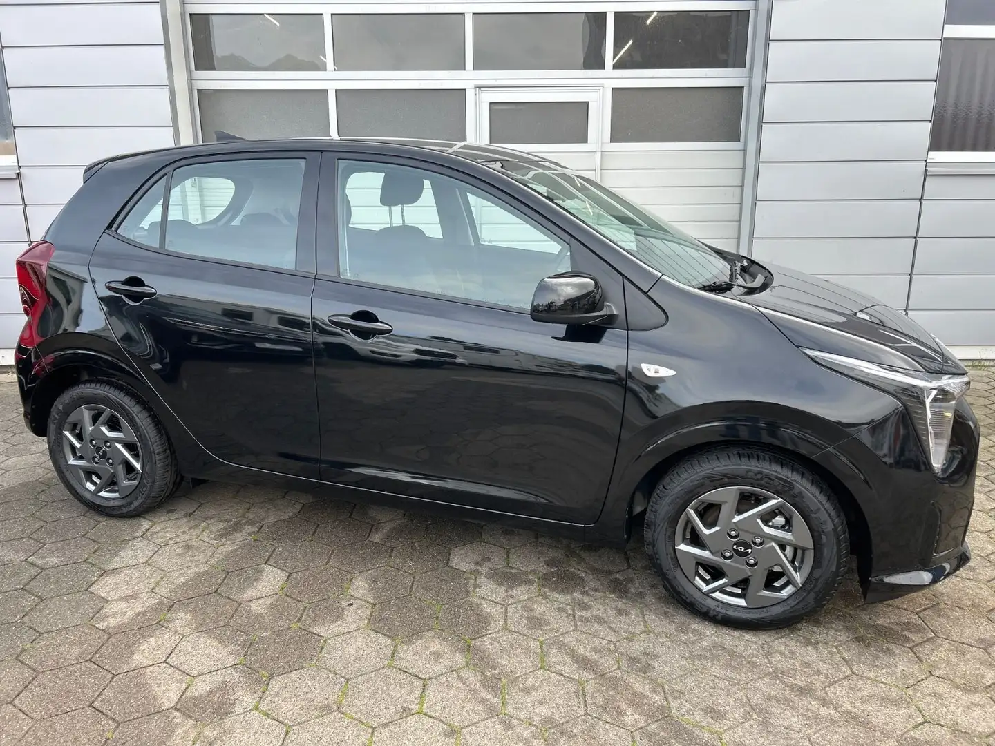 Kia Picanto Vision Negro - 2
