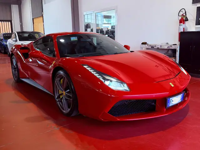 Ferrari 488 488 GTB Coupe 3.9 V8 Turbo DCT 670cv