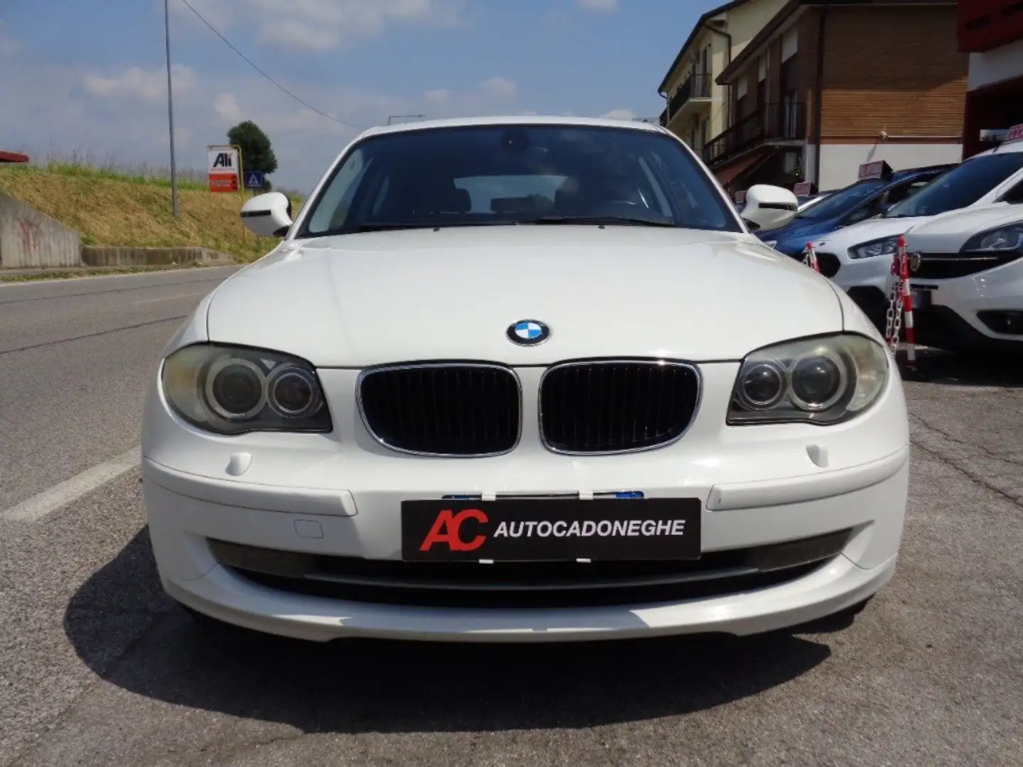 BMW 118 d MOTORE NUOVO CON FATTURA BMW, GARANZIA, FULL OP Bianco - 1