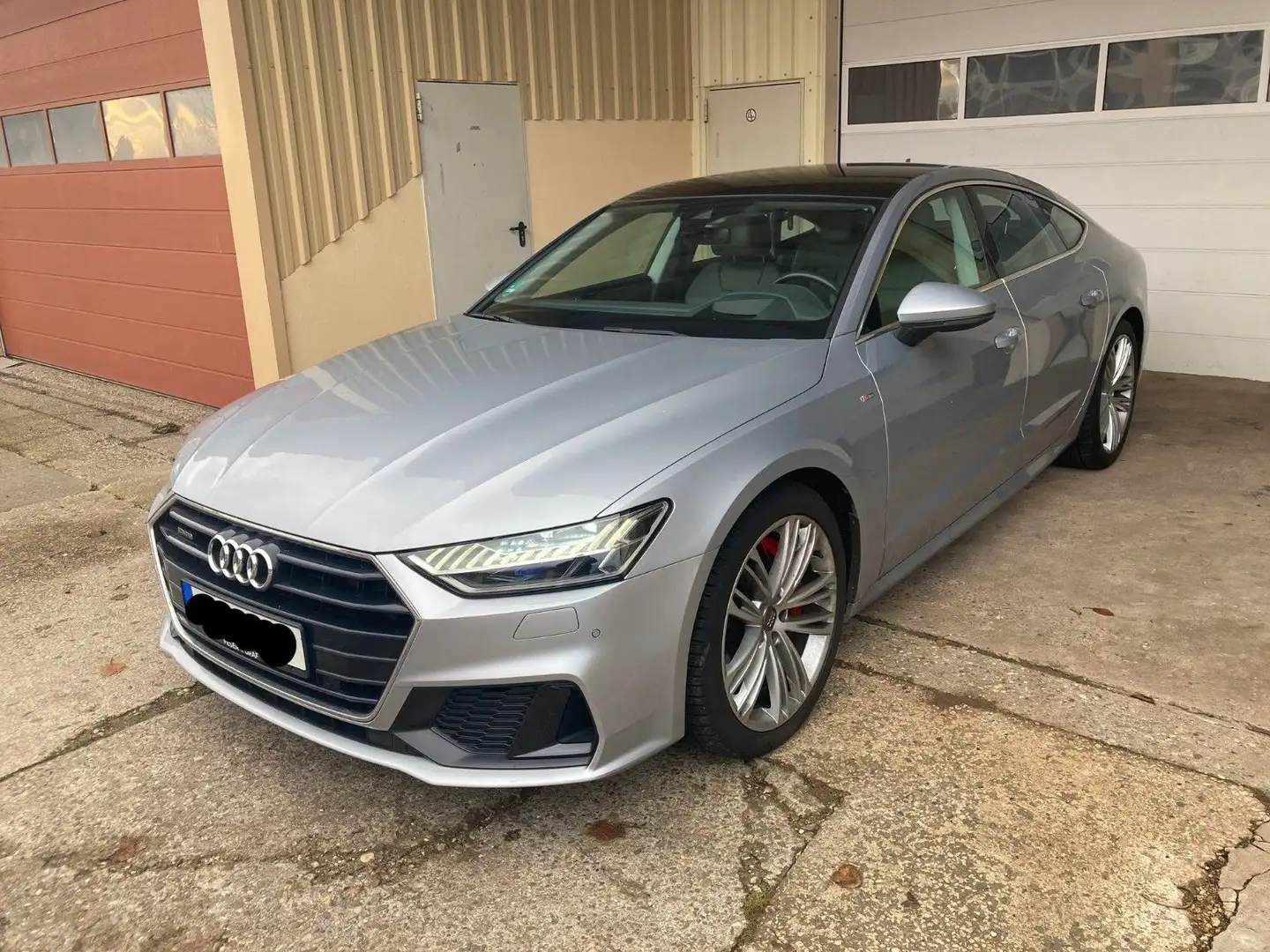 Audi A7 Sportback TFSI quattro Срібний - 1