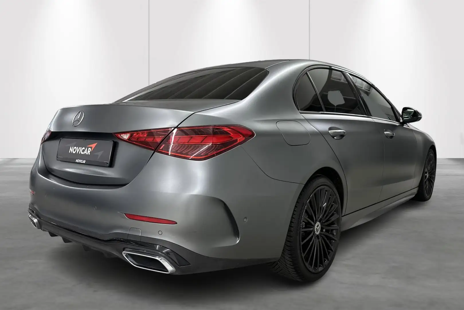 Mercedes-Benz C 220 Berline C 220d Launch Edition AMG Line Grey - 2