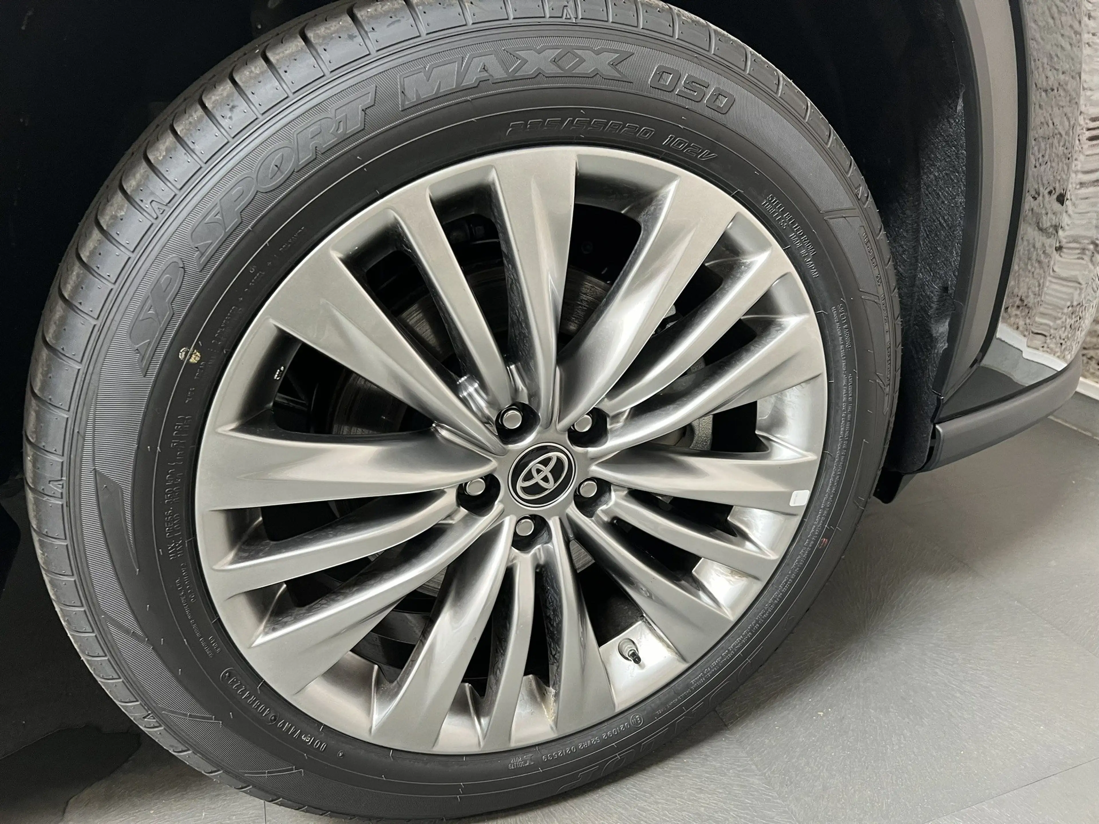 Toyota Highlander 2,5 Hybrid Style — photo 7