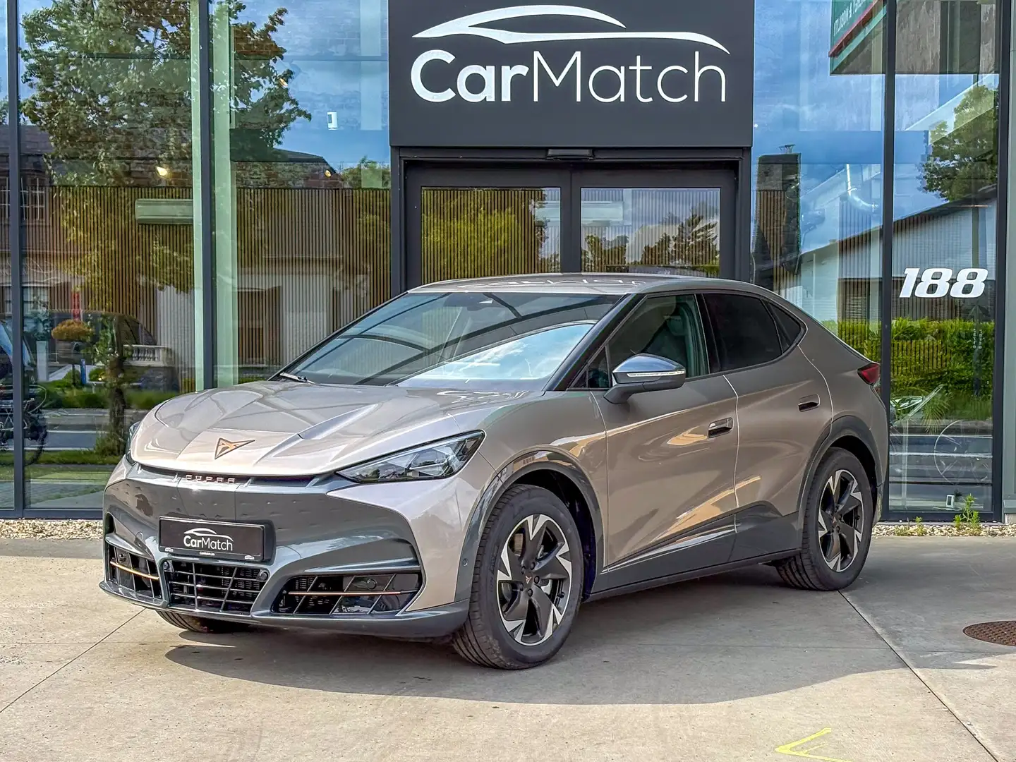 CUPRA Tavascan 77kWh Endurance - ACC | Camera | Warmtepomp Gris - 1