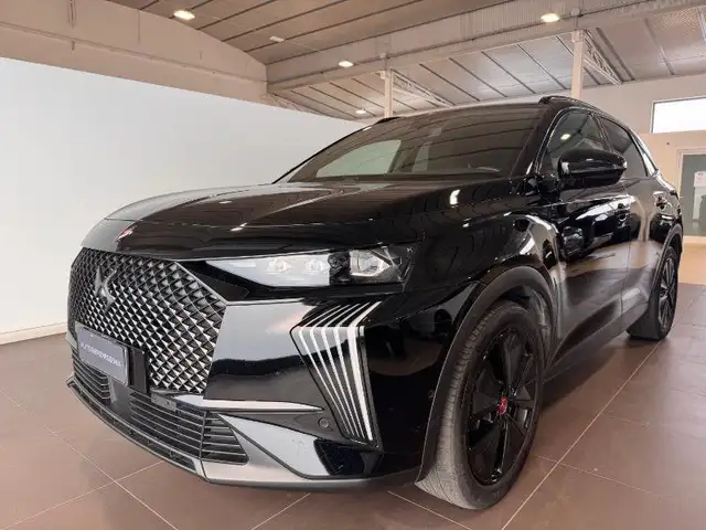 DS Automobiles DS 7 Crossback E-Tense 225 Performance Line