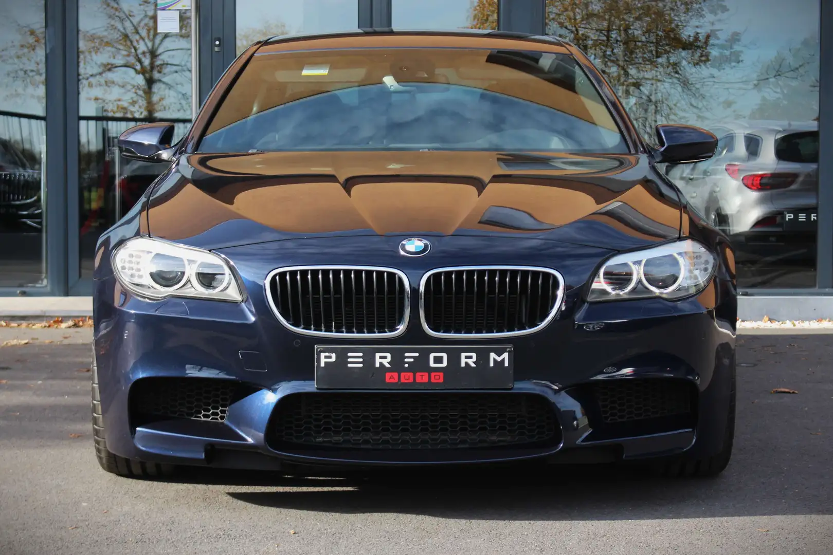 BMW M5 4.4i *TOP CONDITION*DEALER HISTORY*VAT DEDUCTIBLE* Blau - 2