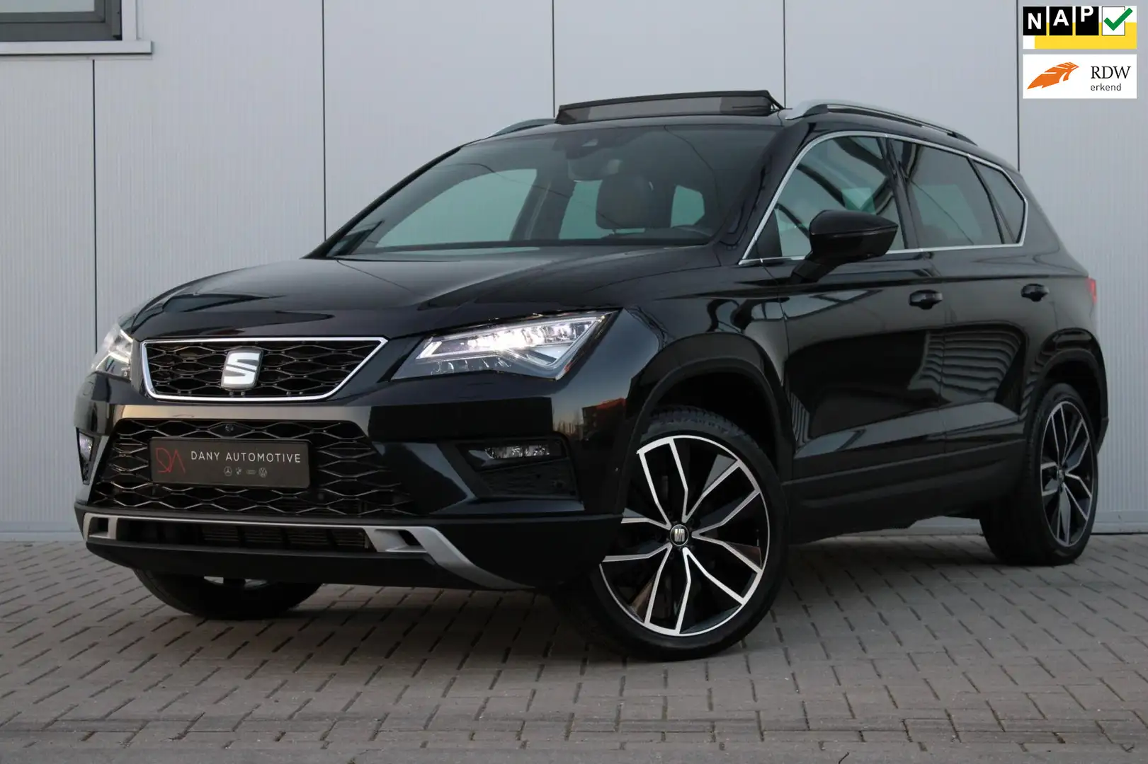 SEAT Ateca 2.0 TSI 4DRIVE Excellence PANO I ACC I VIRTUAL I L Noir - 1