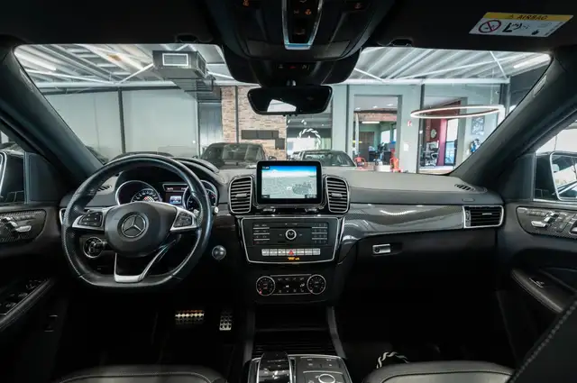 Mercedes-Benz GLE view 15