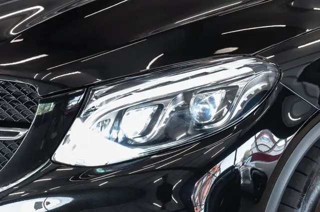 Mercedes-Benz GLE view 4