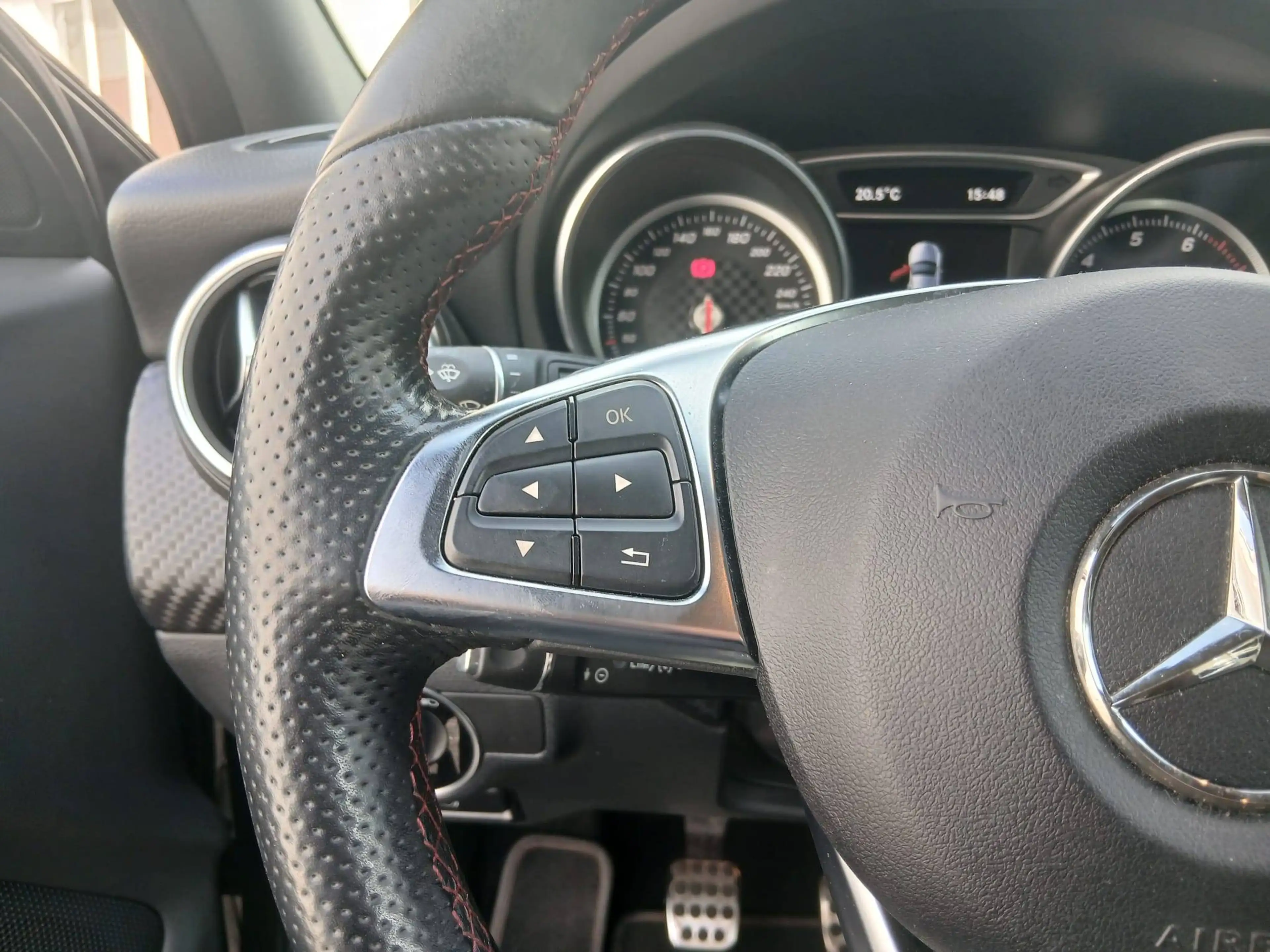 Mercedes-Benz A 180 A 180 PACK AMG * CRUISE * CAMERA * AIRCO * BLTHT * 267X60 MOIS — photo 8