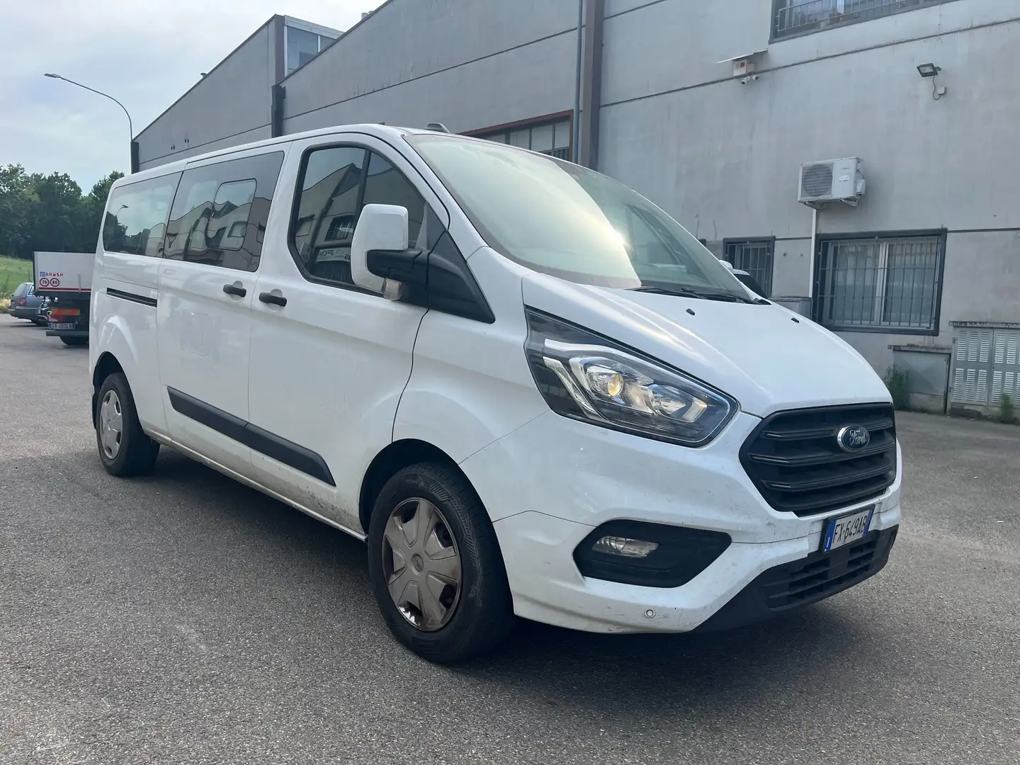 Ford Transit Custom 2.0TDCI PL 8-POSTI MOTORE RUMOROSO!!! Bianco - 1