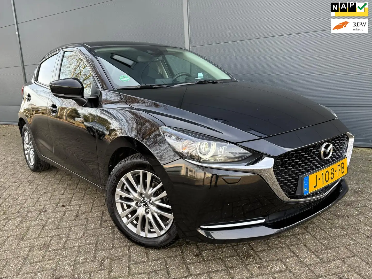 Mazda 2 1.5 Skyactiv-G Luxury/Carplay/Navi/camera/cruise/p Schwarz - 1