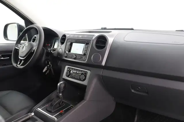 Volkswagen Amarok view 15