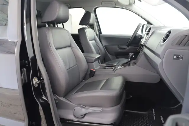 Volkswagen Amarok view 10