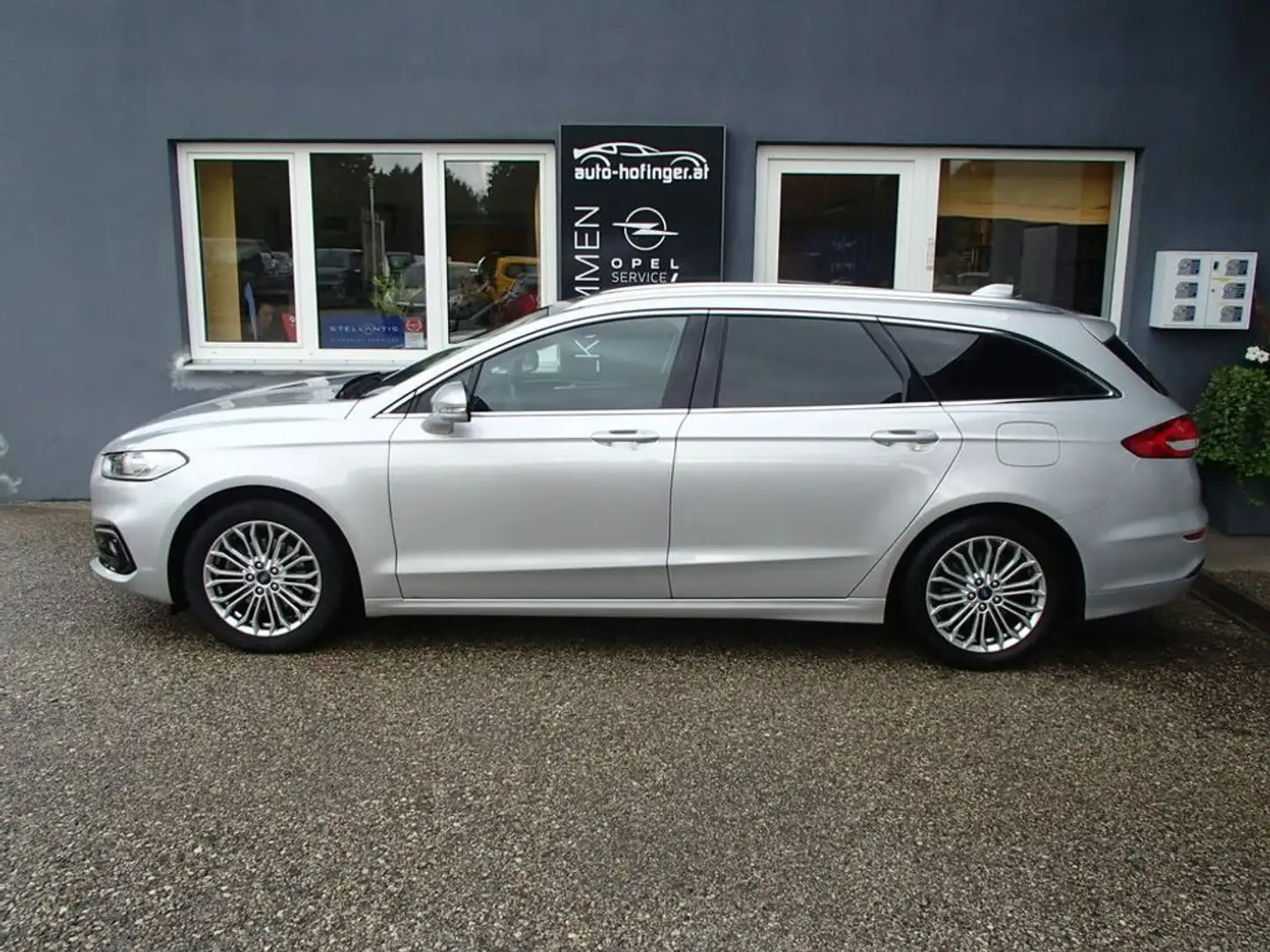Ford Mondeo Titanium Silber - 1