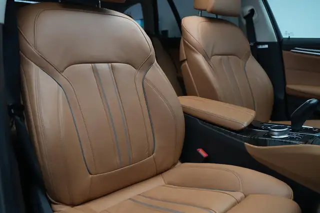 BMW 5 Series view 9