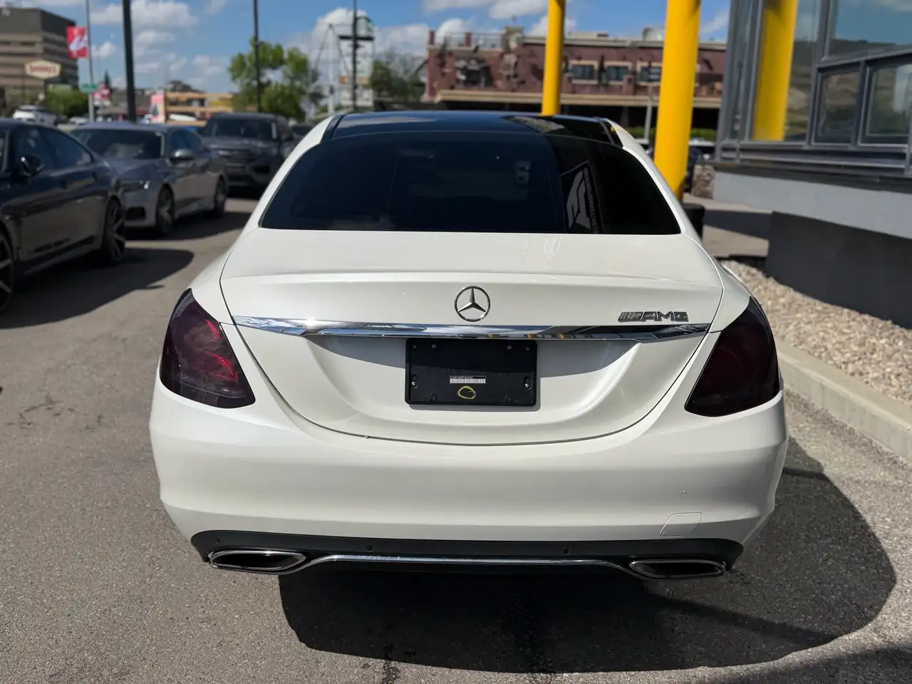 Mercedes-Benz C-Class снимка Mercedes-Benz C-Class