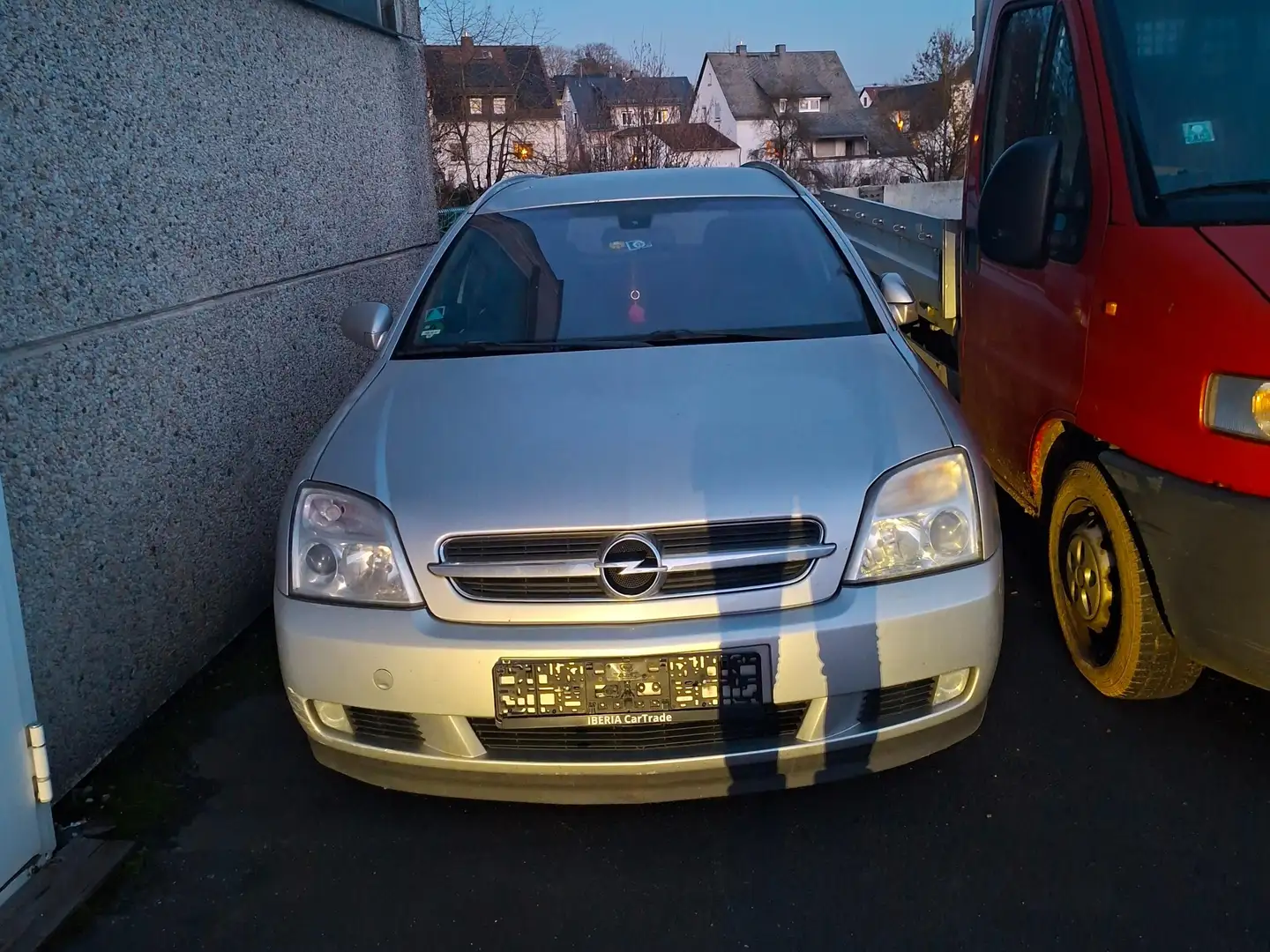 Opel Vectra Vectra 2.2 DTI Caravan  Edition(2004 - 2004) Silber - 2