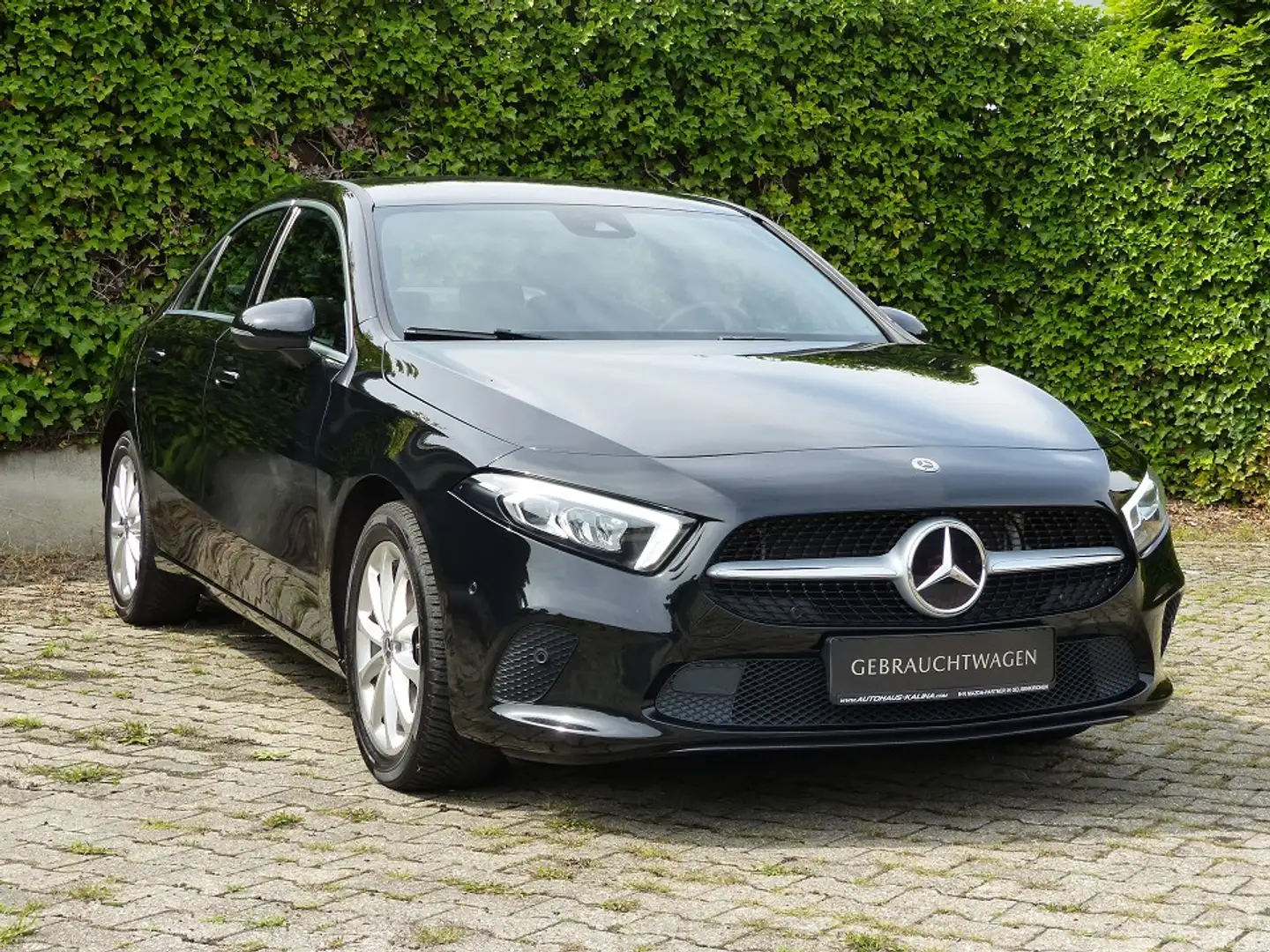Mercedes-Benz Mercedes Benz A 200 7G-DCT Progressive Noir - 2