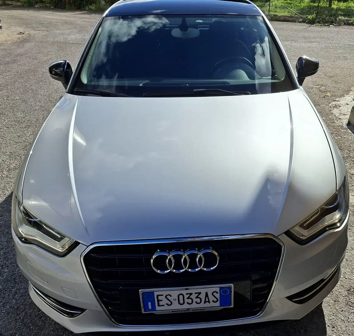 Audi A3 5p 1.6  stronic.Ambition 105 cv - 2