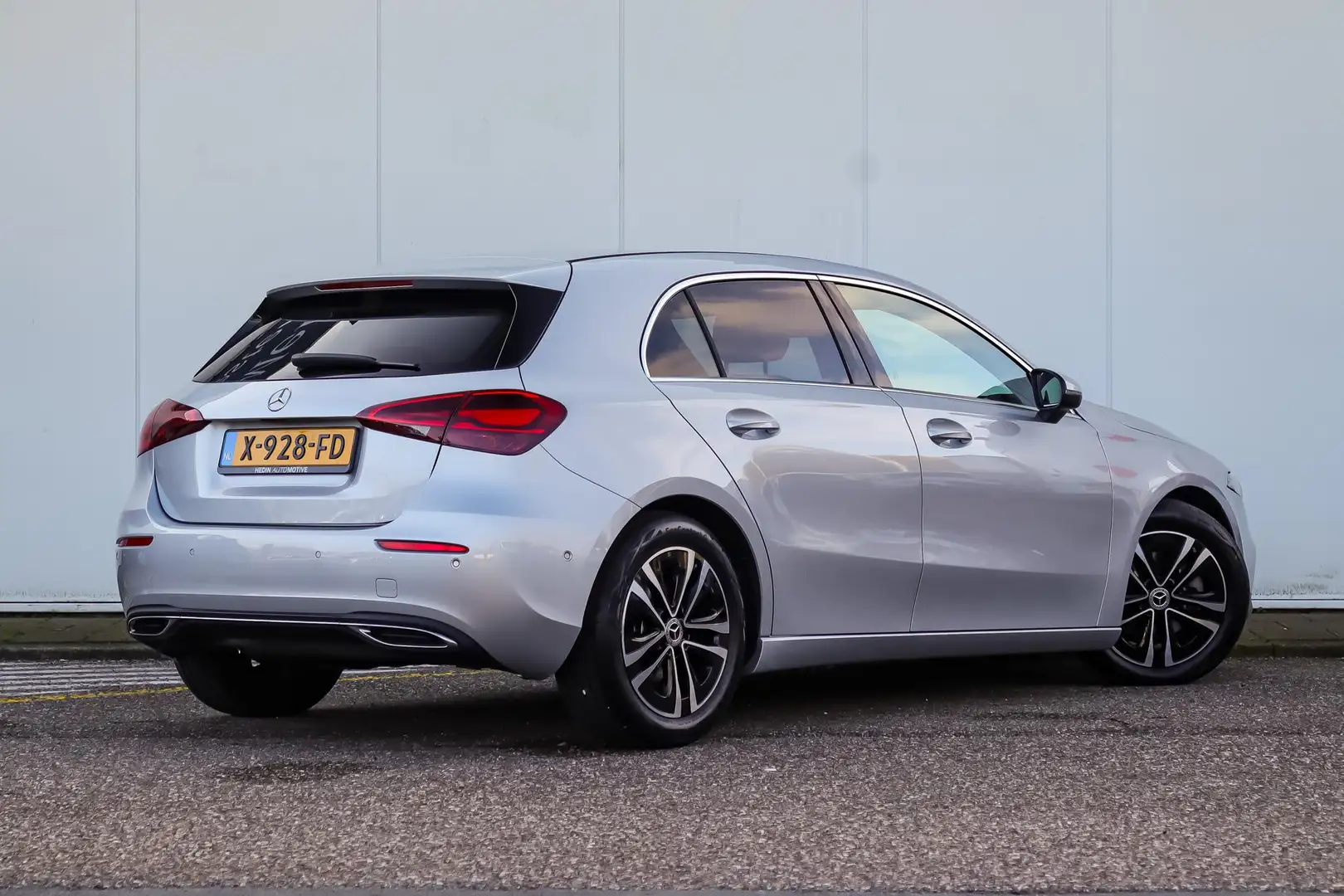 Mercedes-Benz A 180 A Automaat Business Line | Parktronic | LED | Stoe Silber - 2