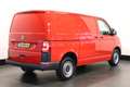 Volkswagen T6 Transporter 2.0 TDI 140PK DSG Automaat - Airco - Cruise - PDC Rood - thumbnail 2