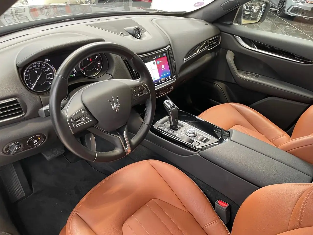 Maserati Levante 2022 — фото 18
