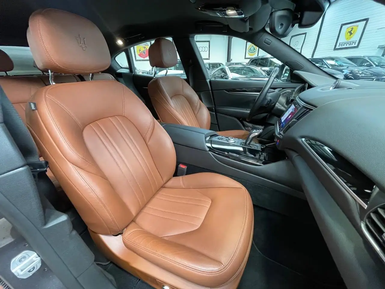 Maserati Levante 2022 — фото 15