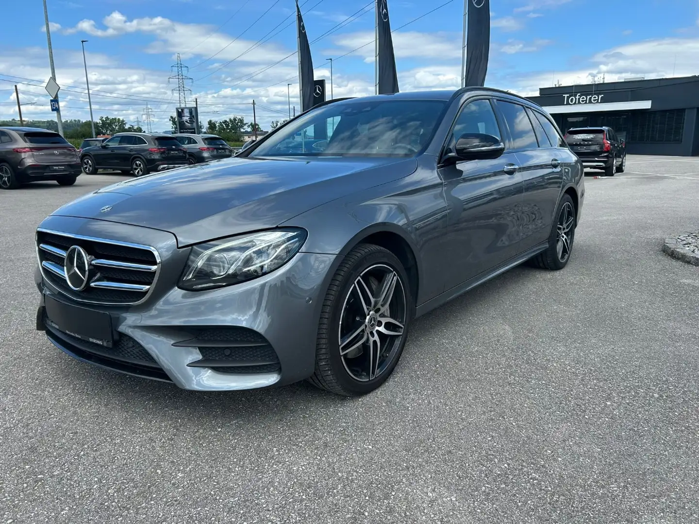 Mercedes-Benz E 350 d 4MATIC T-Modell KeyGo PTS Shz FAP eHeck Gris - 1