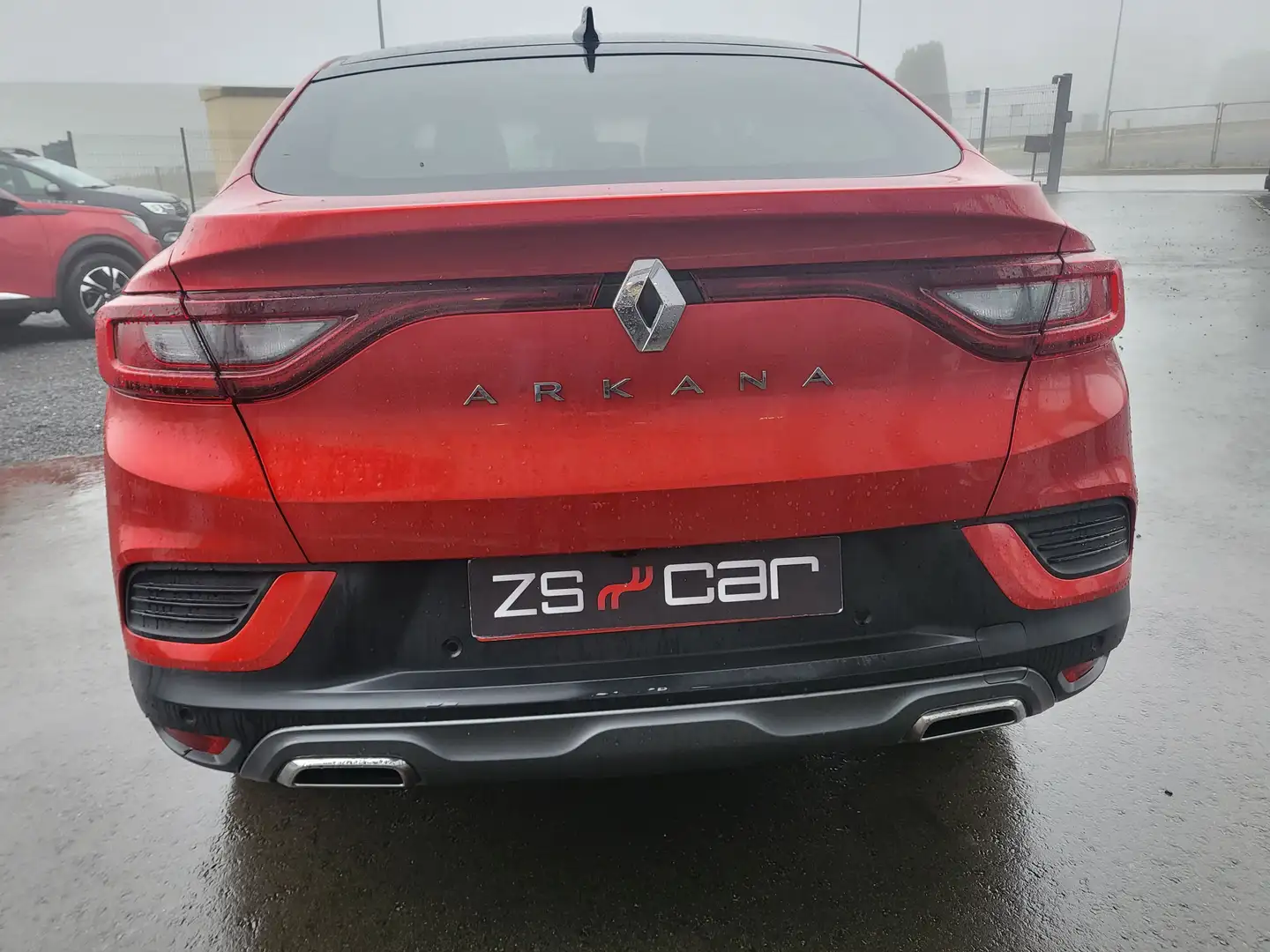 Renault Arkana 1.3 MILD HYBRID RS LINE 160 CV Rojo - 2