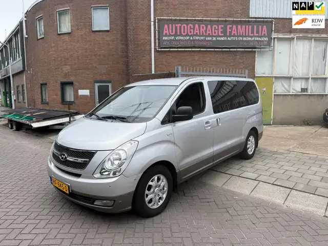 Hyundai H-1 H300 8 persoons Airco