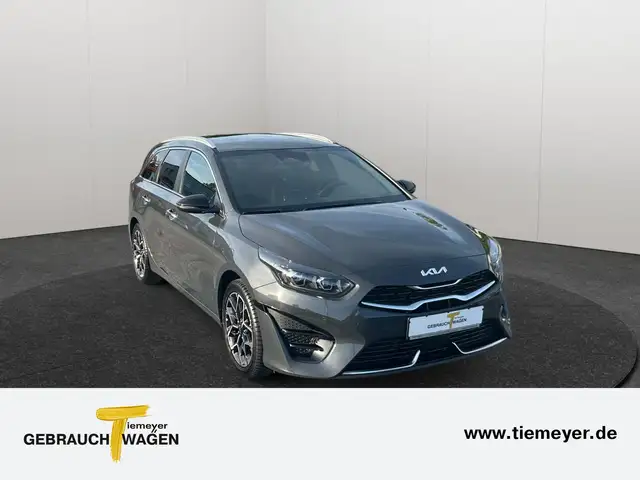Kia Ceed view 3