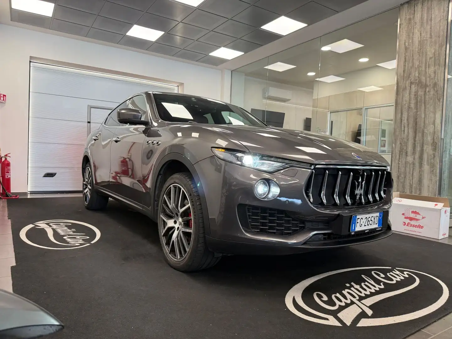 Maserati Levante Levante 3.0 V6 275cv auto Gris - 1