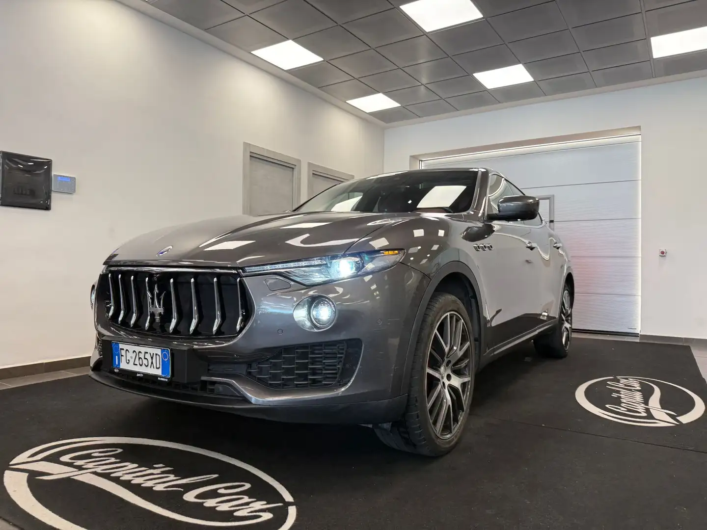 Maserati Levante Levante 3.0 V6 275cv auto Gris - 2