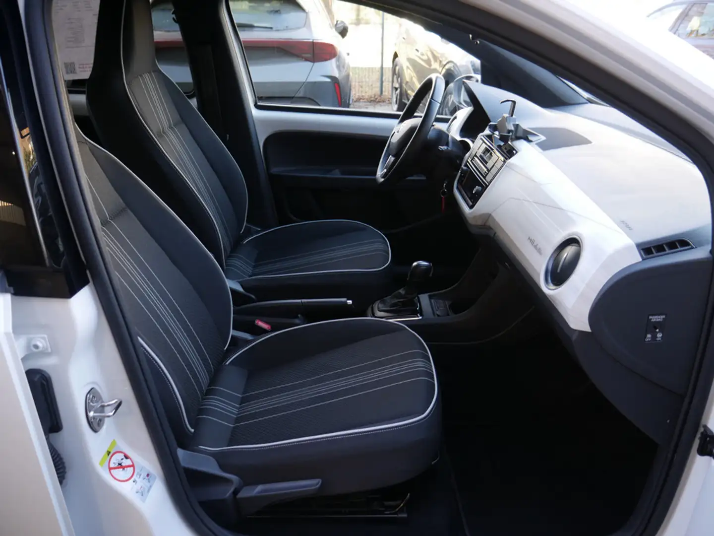 SEAT Mii electric Edition Power Charge SHZ NAVI Weiß - 2