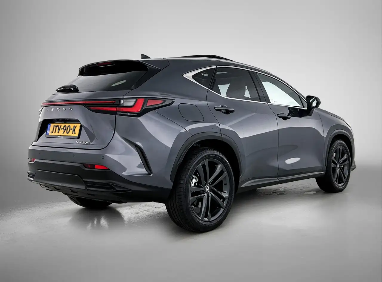 Lexus NX 2026