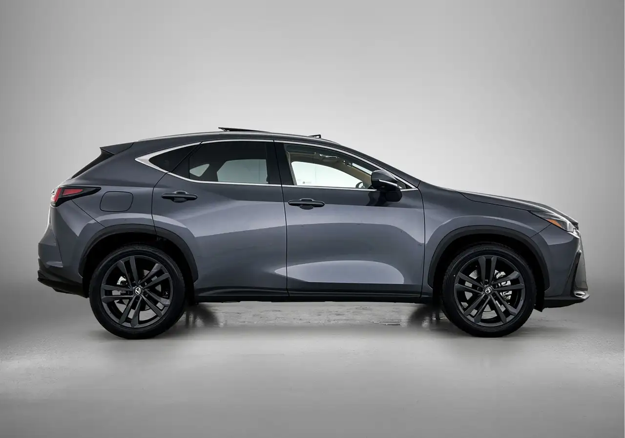 Lexus NX 2026 — фото 15