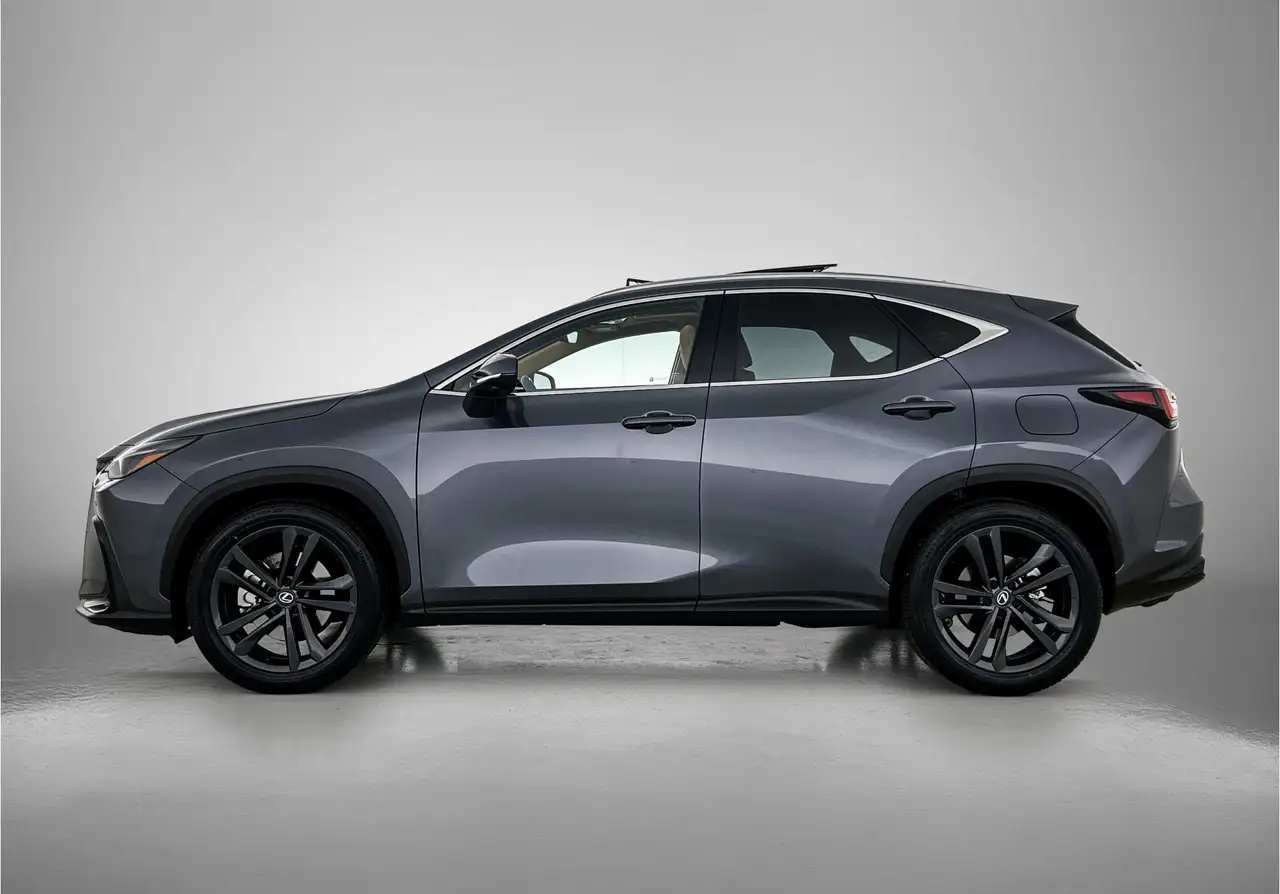 Lexus NX 2026