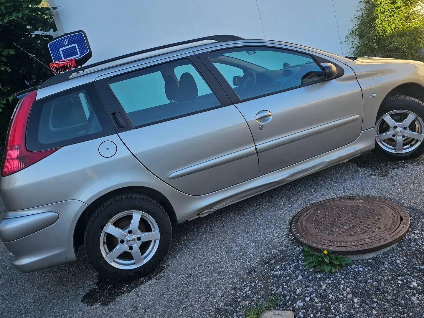 Peugeot 206 206 Cool Junior 1,4 HDI 70 Cool Junior Silber - 1