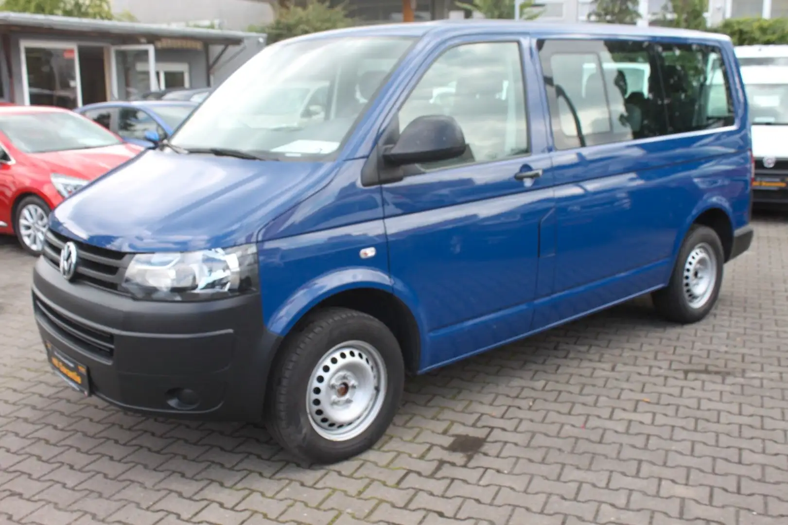 Volkswagen T5 Caravelle Albastru - 1