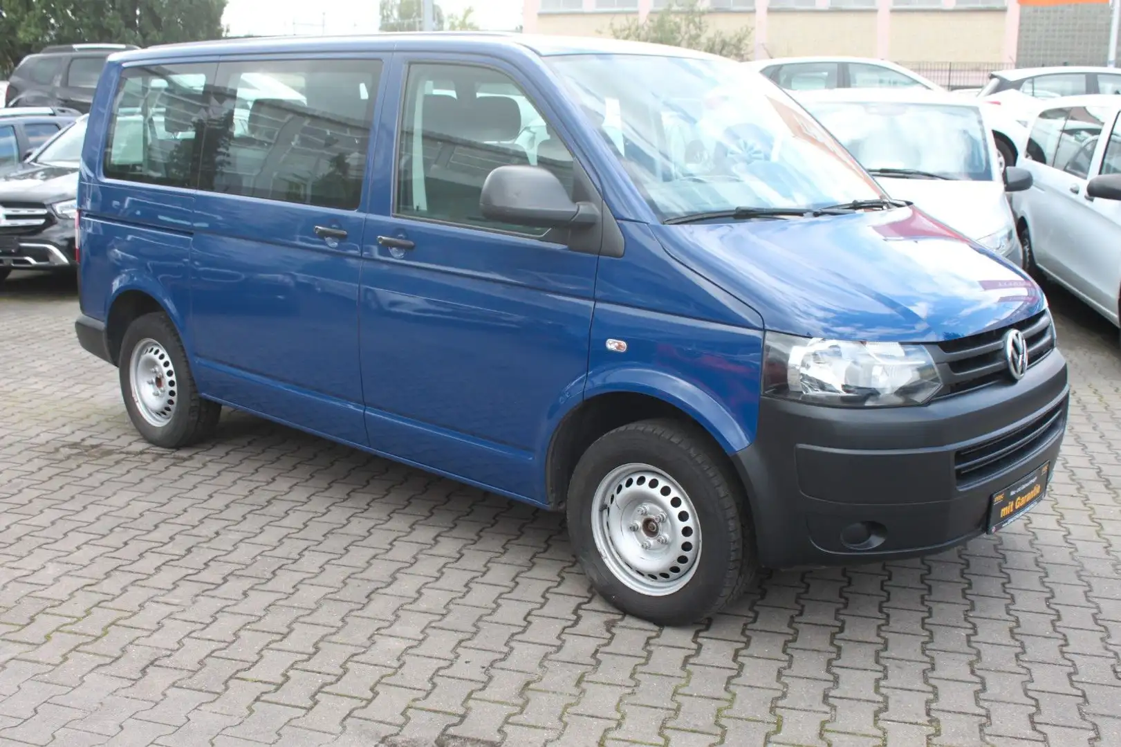 Volkswagen T5 Caravelle Albastru - 2